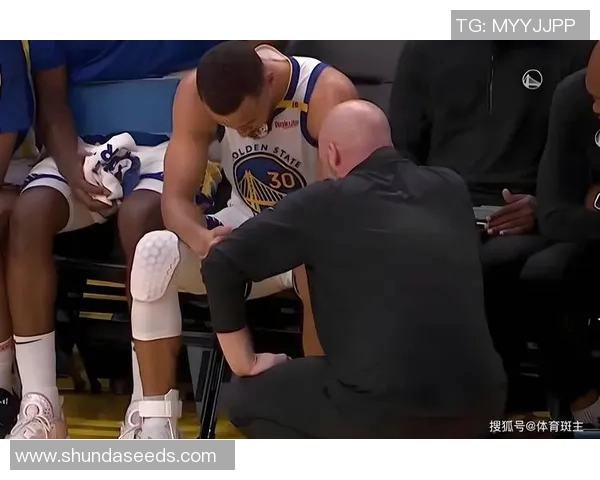 汤普森复出后表现低迷，勇士球迷呼吁更多机会